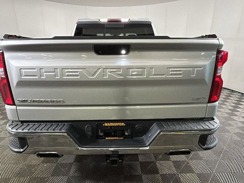 Used 2020 Chevrolet Silverado 1500 LTZ AWD/4WD image 4