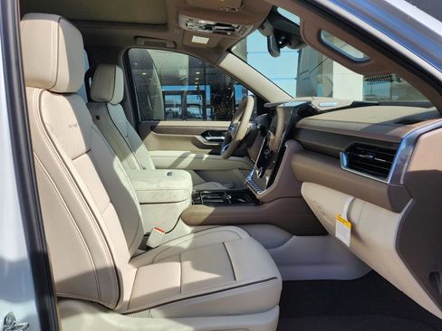 New 2026 GMC Yukon XL Denali w/ Sun & Power Step Package image 45