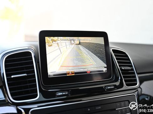 Used 2018 Mercedes-Benz GLE 350 4MATIC image 25