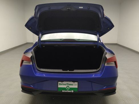Used 2023 Hyundai Elantra SEL w/ Convenience Package FWD image 29