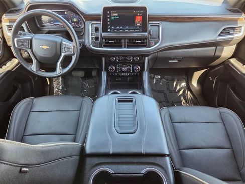 Used 2023 Chevrolet Suburban Premier AWD/4WD image 16