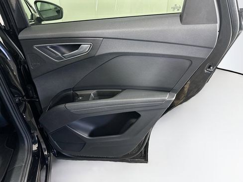 Used 2023 Audi Q4 e-tron Premium Plus image 32