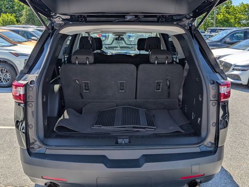 Used 2018 Chevrolet Traverse LS FWD image 14
