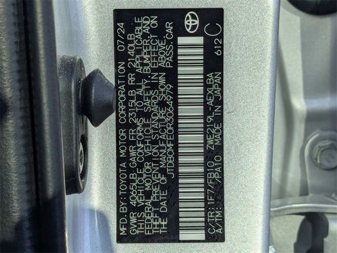 Used 2024 Toyota Corolla LE image 22