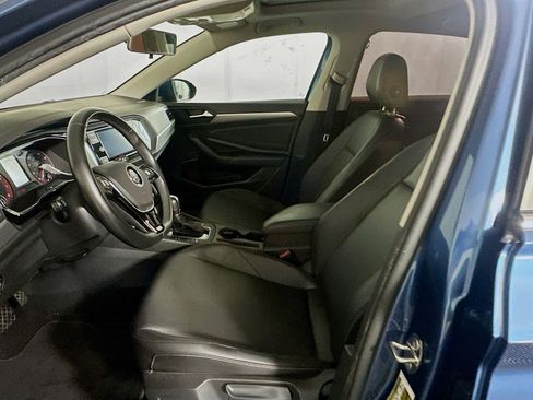 Used 2019 Volkswagen Jetta SE FWD image 13