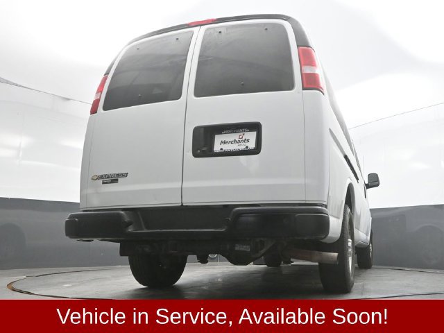 Used 2024 Chevrolet Express 3500 LS RWD image 35