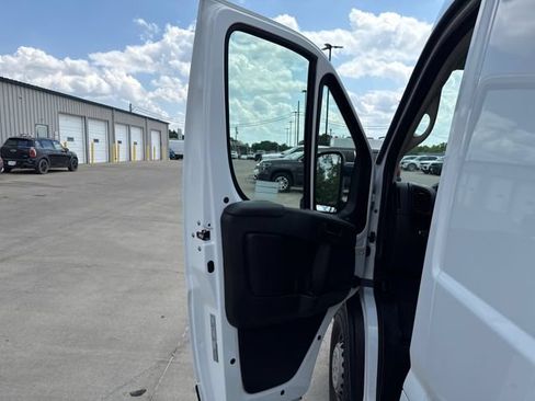 Used 2025 RAM ProMaster 3500 w/ Convenience Group FWD image 20