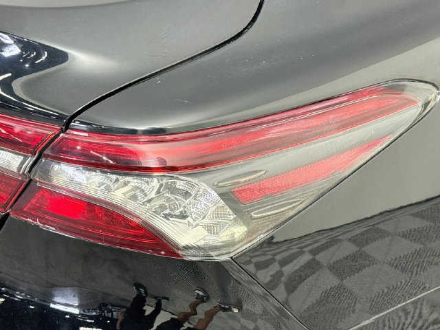 Used 2022 Toyota Camry XLE FWD image 31