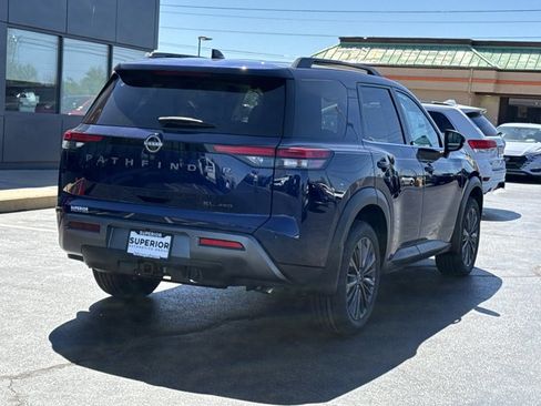 New 2026 Nissan Pathfinder SL w/ SL Premium Package AWD/4WD image 3