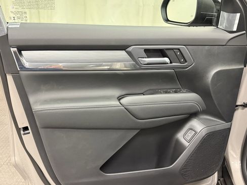 New 2026 GMC Terrain Elevation w/ Elevation Premium Package image 25