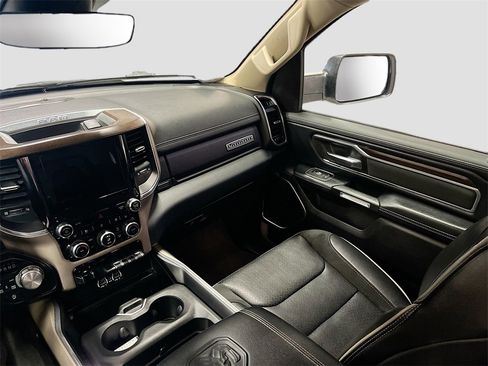 Used 2021 RAM 1500 Laramie image 24