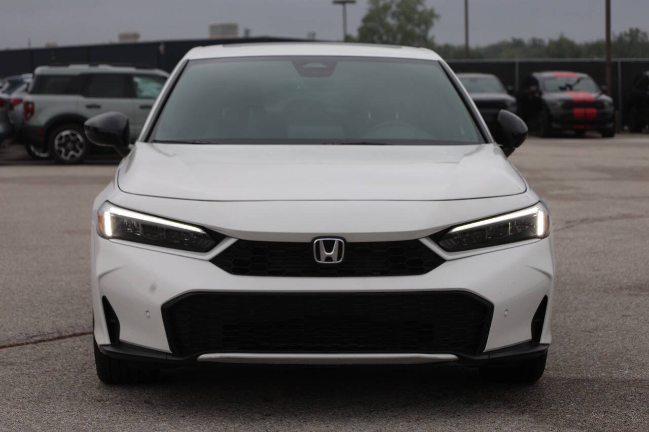 Used 2026 Honda Civic Sport Touring image 2