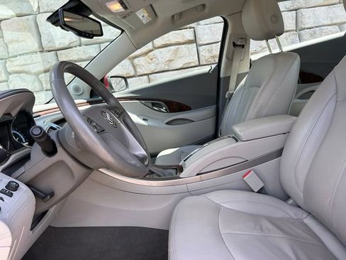 Used 2013 Buick LaCrosse Leather w/ Driver Confidence Package FWD image 8