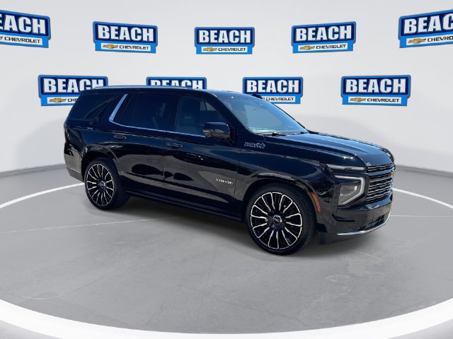 Used 2025 Chevrolet Tahoe High Country AWD/4WD image 2