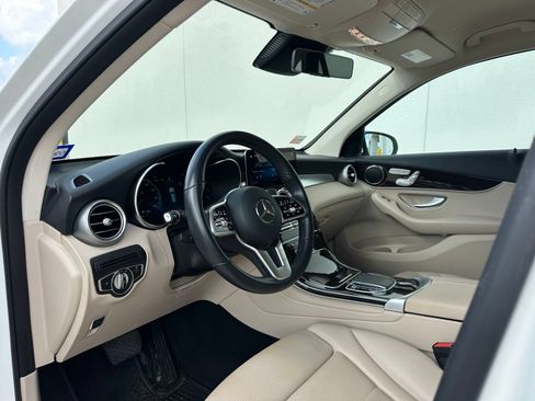 Used 2022 Mercedes-Benz GLC 300 image 13
