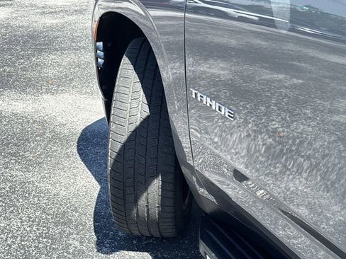 Used 2021 Chevrolet Tahoe LT w/ LT Signature Package image 43