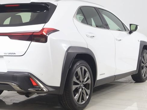 Used 2020 Lexus UX 250h F Sport image 46
