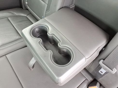 Used 2019 Chevrolet Silverado 1500 High Country image 28