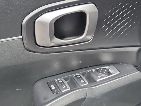 Used 2023 Kia Sorento S w/ Panoramic Sunroof Package FWD image 20