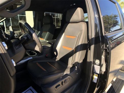 Used 2021 GMC Sierra 2500 AT4 w/ Gooseneck/5TH Wheel Package image 19