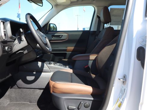 New 2025 Ford Bronco Sport Outer Banks w/ Outer Banks Tech Package+ image 10