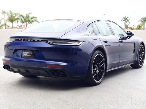 Certified 2022 Porsche Panamera 4 Platinum Edition image 9