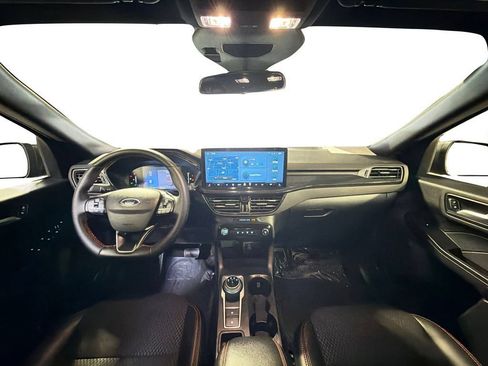 Used 2025 Ford Escape ST-Line w/ Tech Pack #1 AWD/4WD image 19