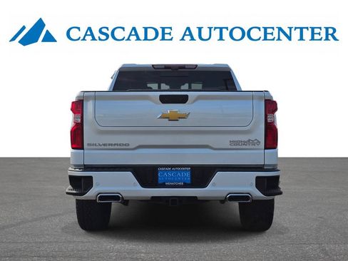 Certified 2024 Chevrolet Silverado 1500 High Country w/ Technology Package AWD/4WD image 7