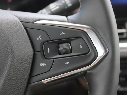 New 2026 Chevrolet Trax ACTIV FWD image 36