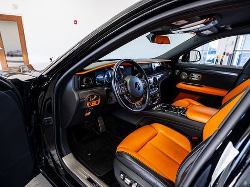 Used 2022 Rolls-Royce Ghost Black Badge image 35