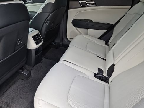 New 2026 Kia Sportage EX FWD image 21