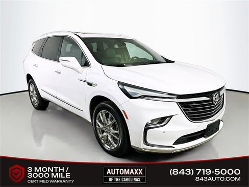 Used 2023 Buick Enclave Essence w/ Experience Buick Package image 1