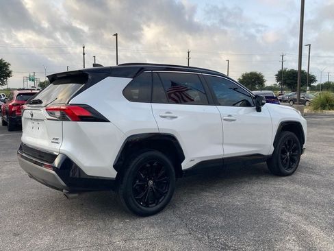 Used 2023 Toyota RAV4 XSE AWD/4WD image 5