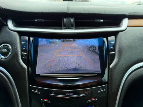 Used 2015 Cadillac XTS Luxury image 21