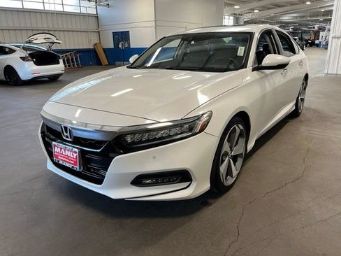 Used 2019 Honda Accord Touring image 7