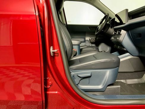 New 2026 Ford Maverick Lariat w/ Black Appearance Package image 35