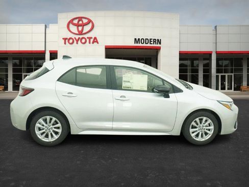 New 2026 Toyota Corolla SE image 25