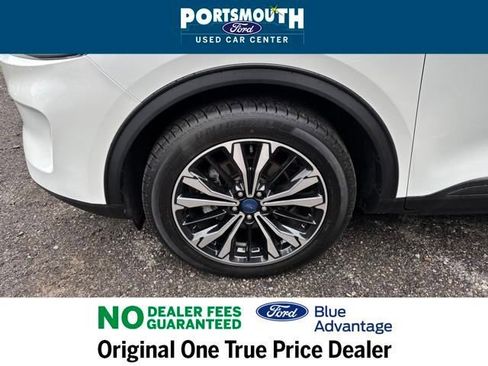 Used 2022 Ford Escape SEL w/ SEL Stealth AWD Package image 41