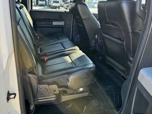 Used 2013 Ford F350 Lariat w/ Chrome Pkg image 17