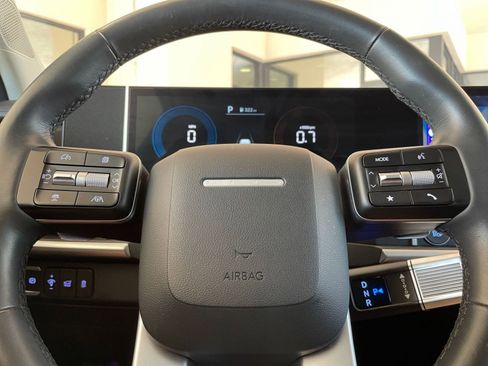 Used 2025 Hyundai Santa Fe SEL image 30