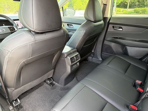 Certified 2025 Nissan Murano SL w/ Cargo Package AWD/4WD image 23