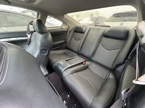 Used 2014 INFINITI Q60 Sport image 33