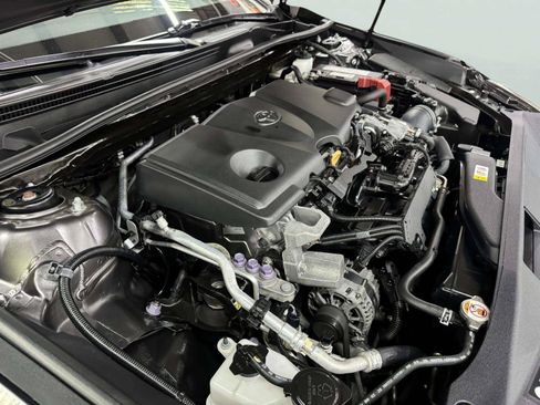 Used 2020 Toyota Camry XLE FWD image 69