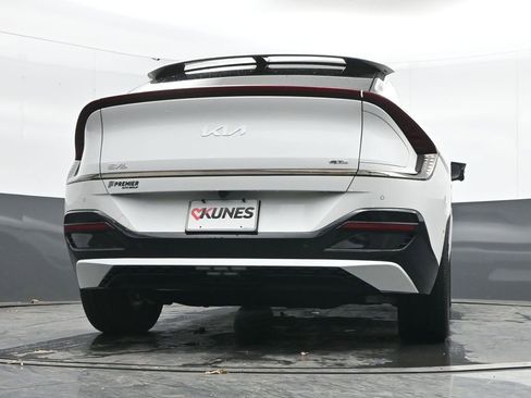 Used 2024 Kia EV6 GT-Line image 23