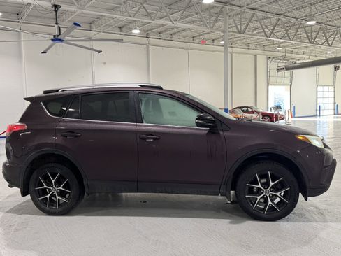 Used 2018 Toyota RAV4 SE w/ Power Extra Value Package image 17
