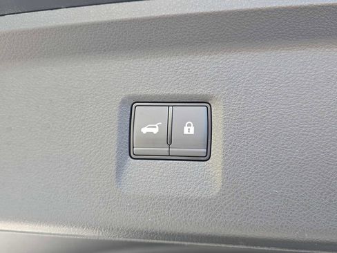 Used 2025 INFINITI QX60 Pure image 10