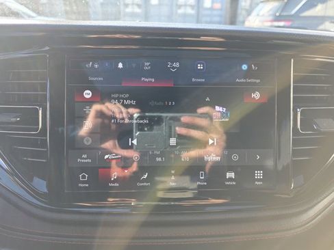 Certified 2023 Dodge Durango GT image 7