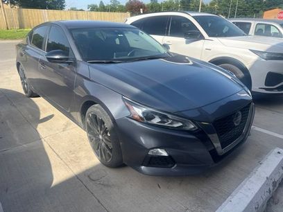 Used 2022 Nissan Altima 2.5 SR