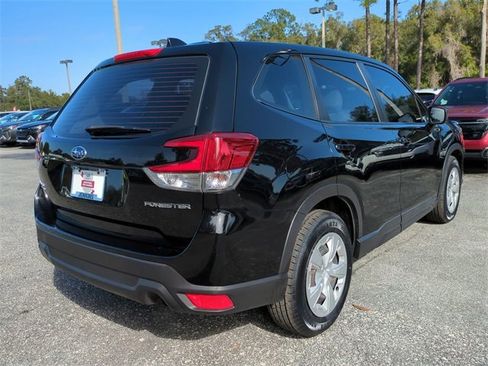 Used 2021 Subaru Forester image 4