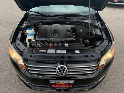 Used 2012 Volkswagen Passat 2.5 SE FWD image 25